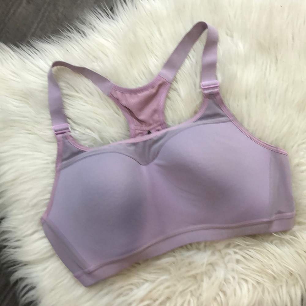 Victoria’s Secret lilac purple racer back sports bra size 36C/C80